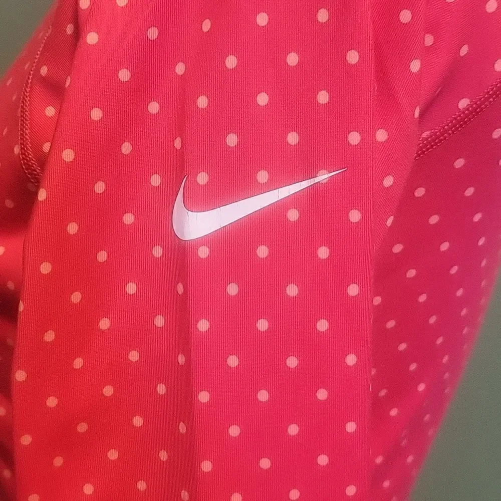 Nike Dry Fit 1/2 zip, size M